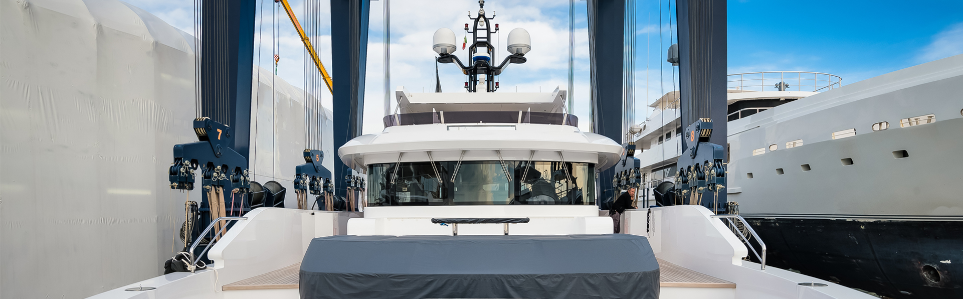 6 Yacht Construction